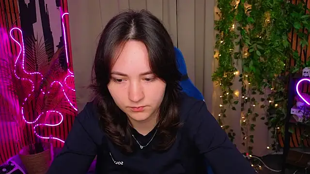 CrystalRyan webcam