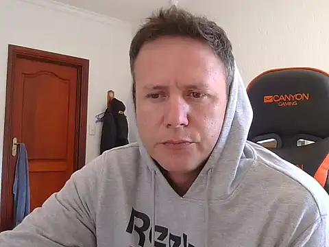 TroyDieselXXX webcam