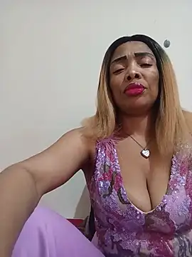 SEXYMOANSXX webcam