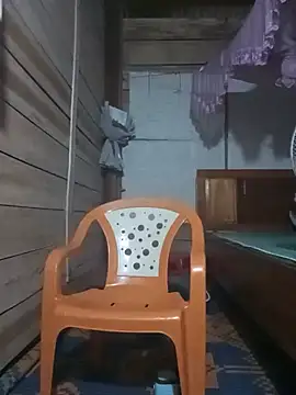 LucyyLy webcam