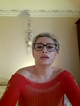LunaBlaise webcam