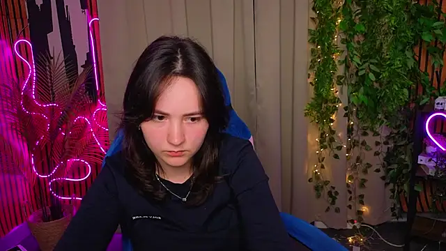 CrystalRyan webcam