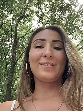 Wonder_Kari webcam