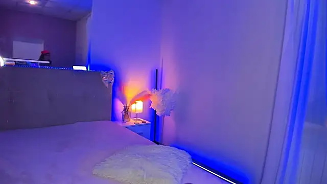 Laura_Leee webcam
