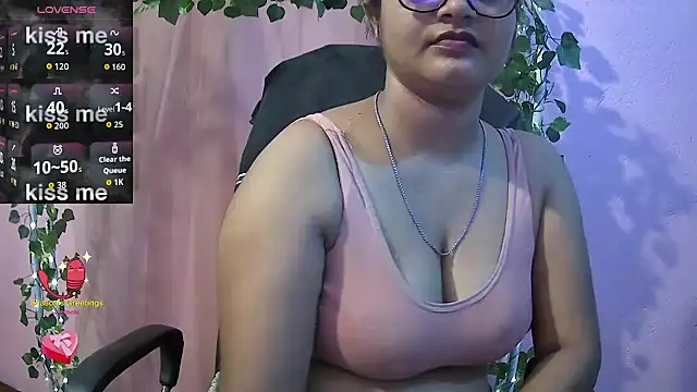 Pari-new webcam