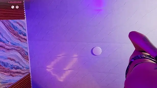 kristen_tay webcam
