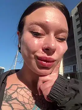 AlishaOfThorns webcam