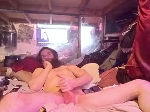 nearby_causual webcam