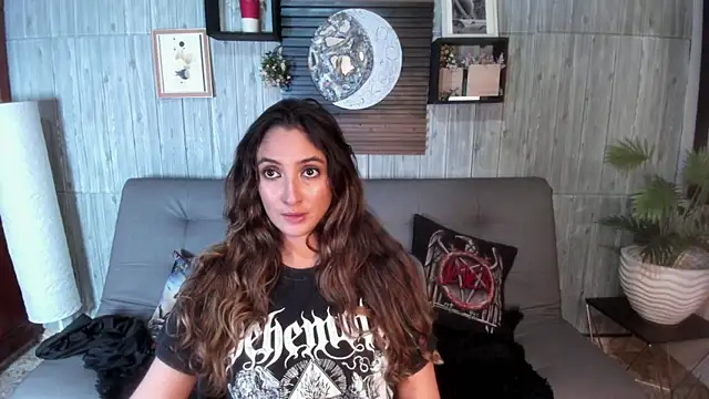 Alucarda666 webcam