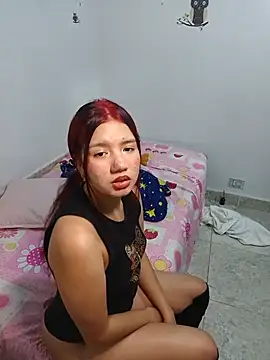 cherry_pinkie webcam
