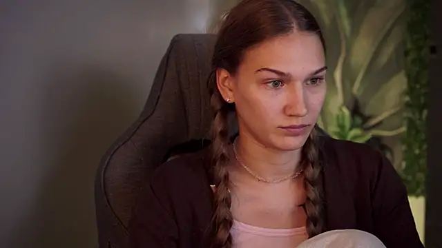 Sweet_Emilya webcam