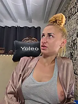 kylie_blck webcam