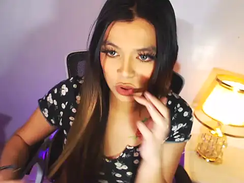 MajesticKitana webcam