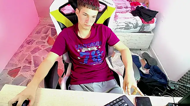 el_rubioo_ - El_rubioo_'s free webcam - UK Sex Cams