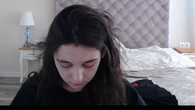 cute_lilia - Cute_lilia's free webcam - UK Sex Cams