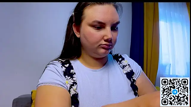 Dreamyblushfairy webcam