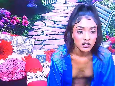 IndianPretty14u2Luv webcam