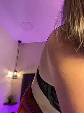 MiahWindsor live sex cam