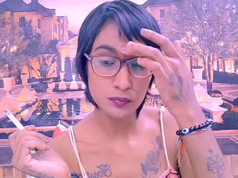 IndianRebel4u2Luv webcam