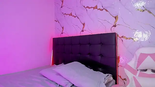Scarlet_DLuce webcam