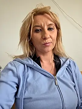 KaylinJan webcam