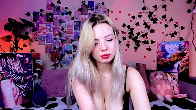 Akari-moon webcam