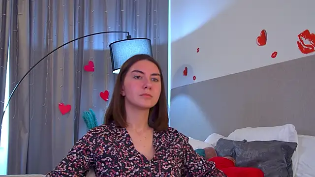 AlisaAlarie webcam