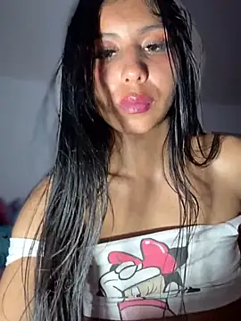 ariella_lovee webcam