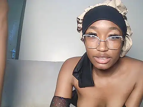 pinky_aura22 webcam