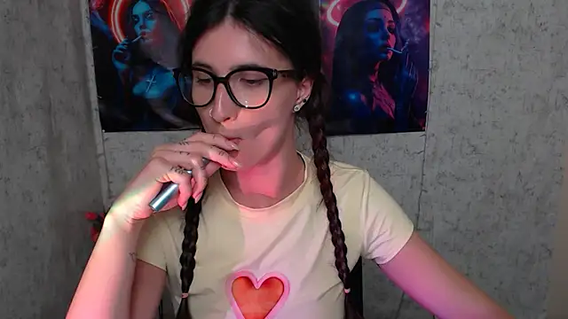 MaryEm976 webcam