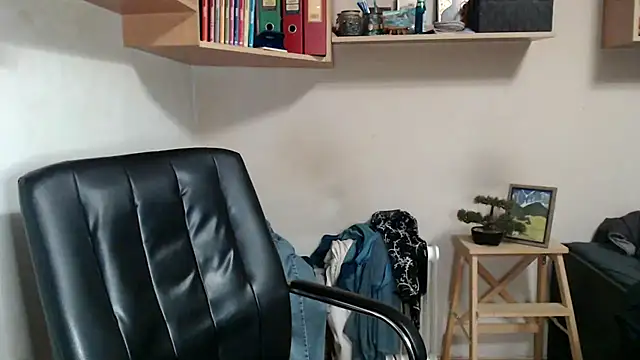 katemodel webcam