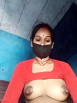 Nandani-758 webcam