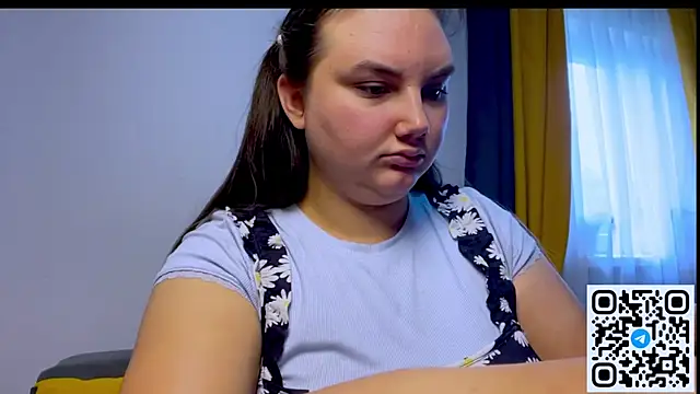 Dreamyblushfairy webcam