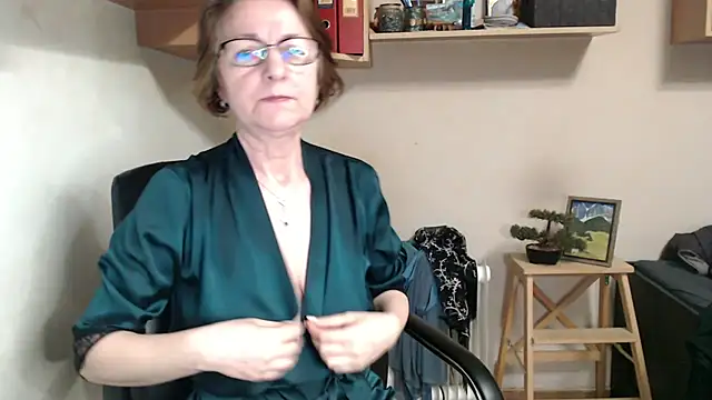 katemodel webcam