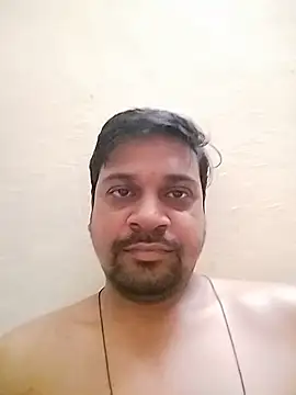 Sexyhotsunny webcam