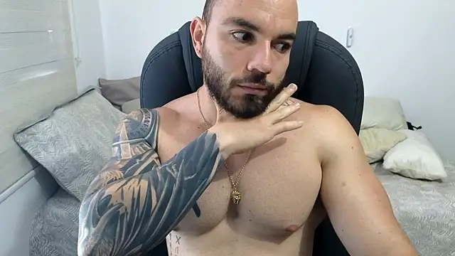 Isaac_Carter webcam