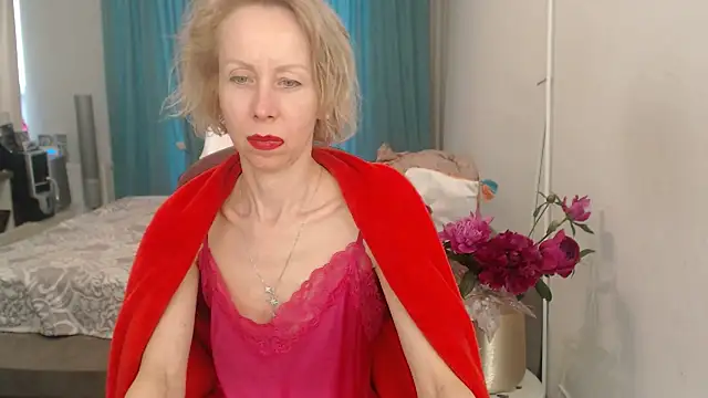 LuxuryNika webcam