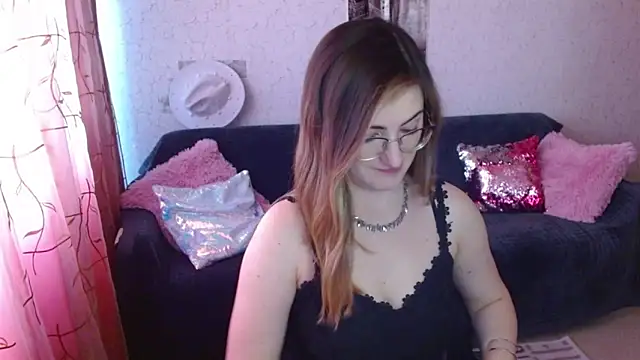 arielsssplash - Arielsssplash's free webcam - UK Sex Cams