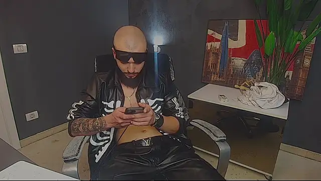 oscarwillss (M twink) - CUM SHOW