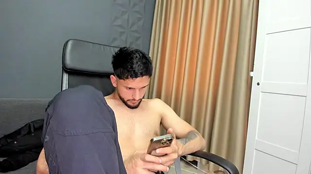 troywadee (M young) - #black-hair #cam2cam #creampie #dirty-talk #ejaculation #erotic-dance #gays #hd #humiliation #jerk-off-instruction #masturbation #middle-priced-privates #muscular #mustache #new #recordable-privates #recordable-publics #romanian #sexting #shaven #short-hair #small-audience #striptease #top #uncut #white #young