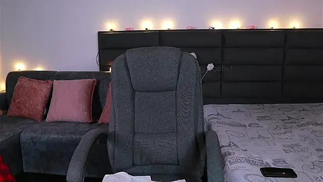 kathieandpovcock1 webcam