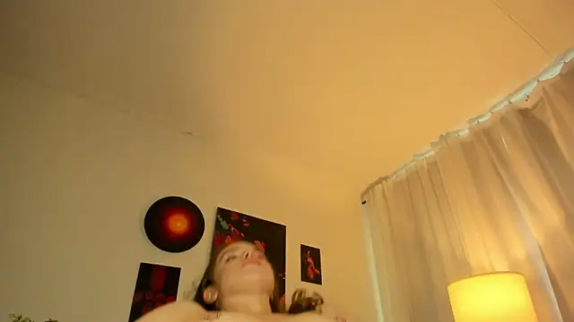 lit_asella webcam