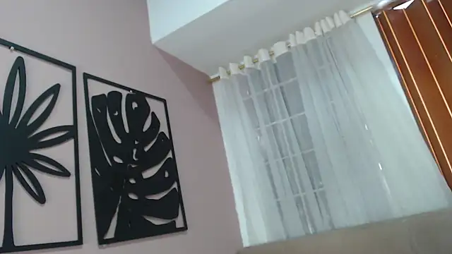 amara_rousse1 webcam