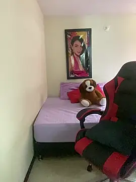 Miaswwe live cam