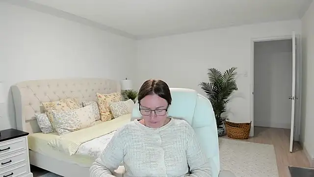 Vika73 webcam