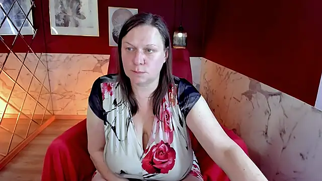 KellyPerfection webcam