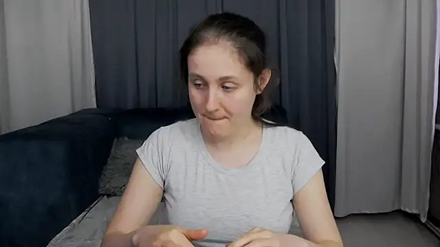 Holliy_Cooper webcam