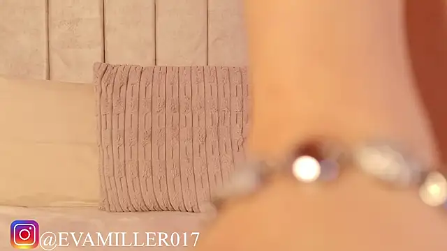 eva_miller7 live cam