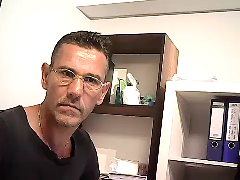 mastercharisma35 webcam