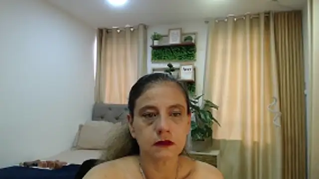sasi_luna webcam